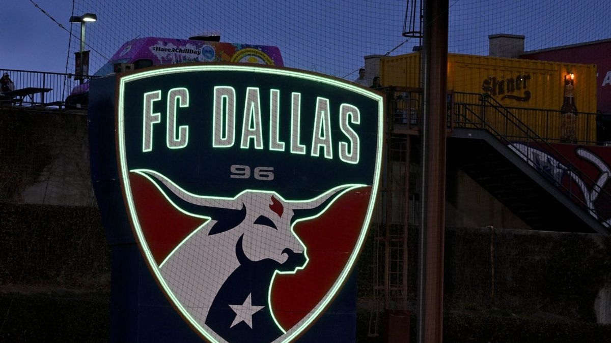 Report: Dallas signs Benji Flowers, 15; reaches deal with Chelsea Report: Dallas signs Benji Flowers, 15; reaches deal with Chelsea