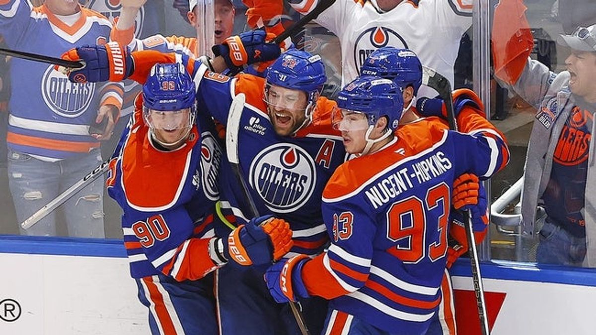 Deadspin | Leon Draisaitl lifts Oilers to OT win over Kings to even series