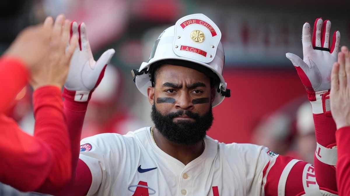 Deadspin | Joe Adell (2 HRs) powers Angels to comeback win vs. M's