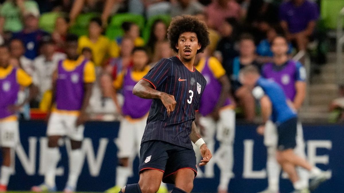  U.S. submits World Cup roster with Chris Richards still on team 