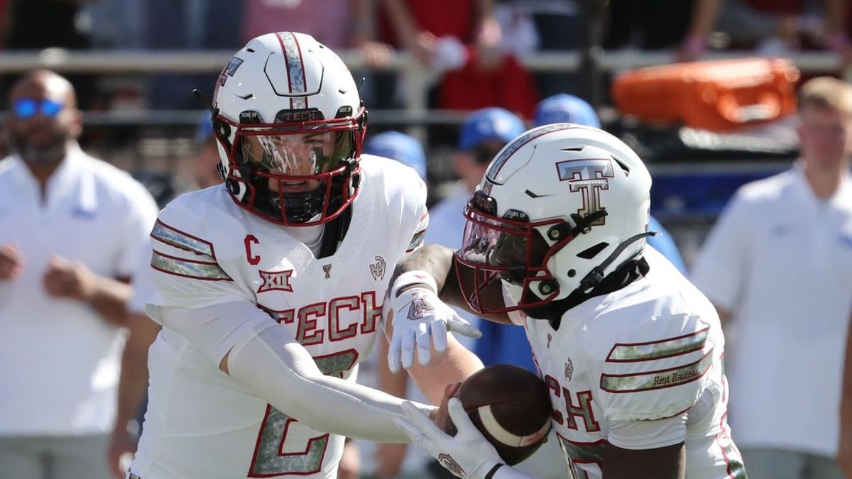 Deadspin | No. 8 Texas Tech sends No. 7 BYU to first loss in Big 12 clash