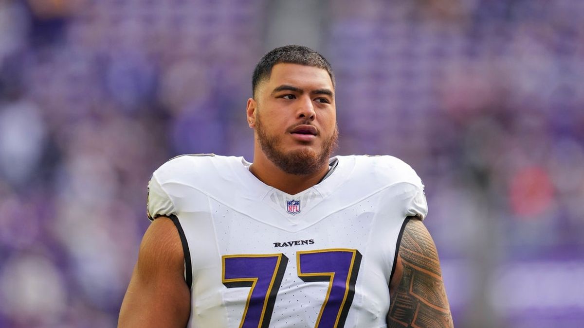  Reports: Jaguars acquiring G Daniel Faalele from Giants 