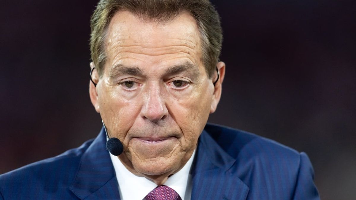 College sports bill heading to Senate for full vote College sports bill heading to Senate for full vote