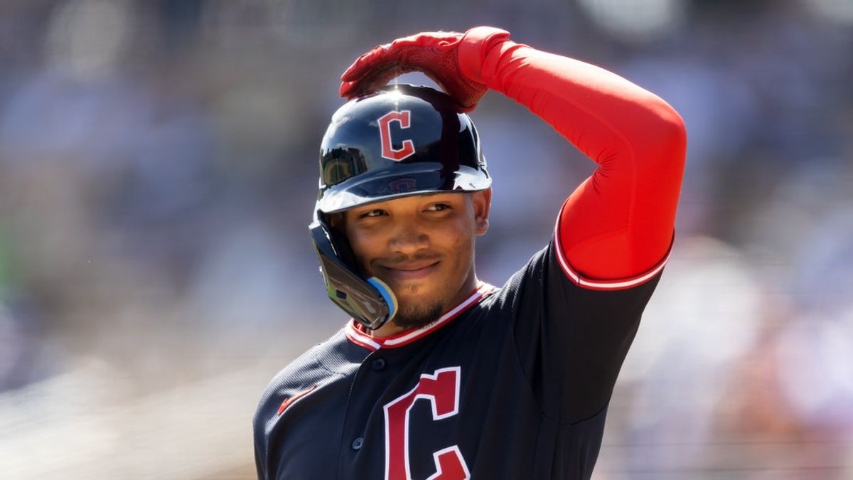 
            Guardians promote prospect Angel Genao, DFA Gabriel Arias
        