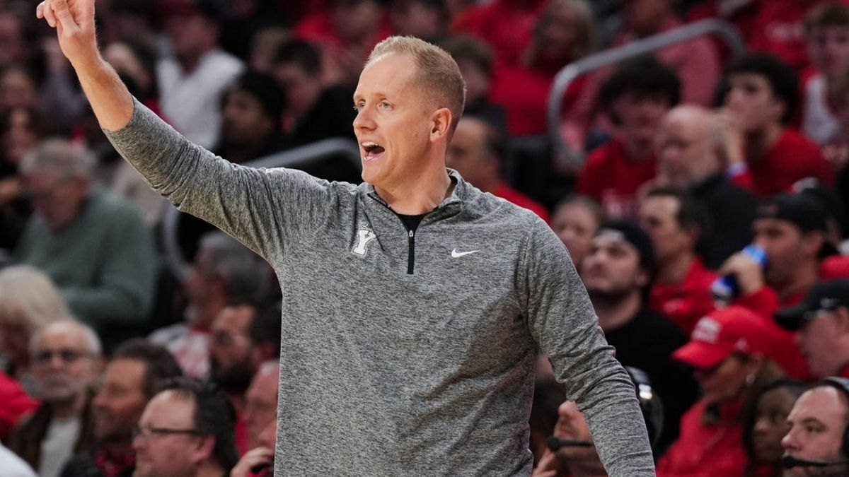  Report: Bulls coach search includes BYUs Kevin Young 