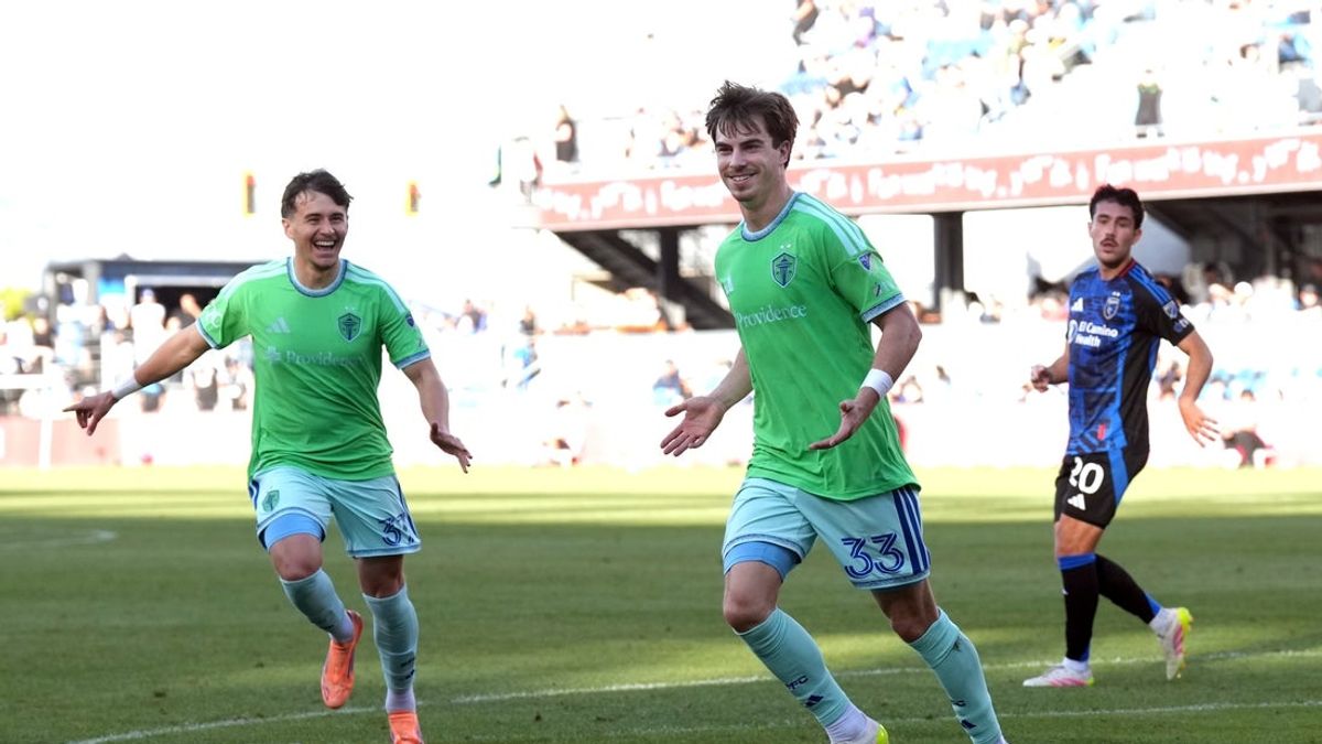 Η Revolution αποκτά τον D Cody Baker από τους Sounders Η Revolution αποκτά τον D Cody Baker από τους Sounders