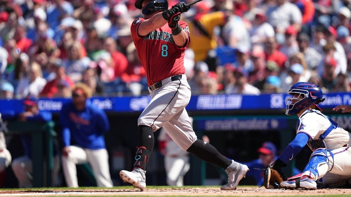 Deadspin | Diamondbacks skate past slumping Phillies