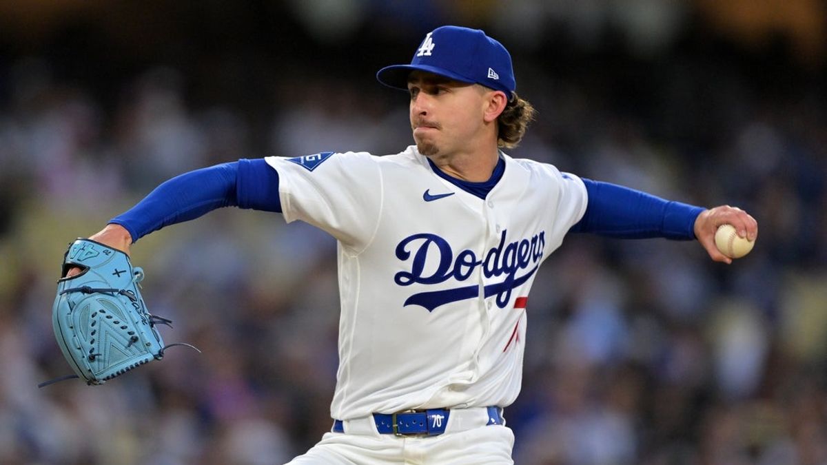 Deadspin | Dodgers, Cubs close series with potential pitching duel