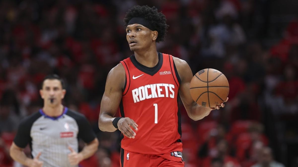
            Rockets sign G Amen Thompson to extension
        