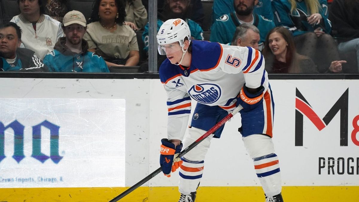 وقعت شركة Oilers عقدًا مع D Connor Murphy لمدة 5 سنوات بقيمة 20.5 مليون دولار وقعت شركة Oilers عقدًا مع D Connor Murphy لمدة 5 سنوات بقيمة 20.5 مليون دولار