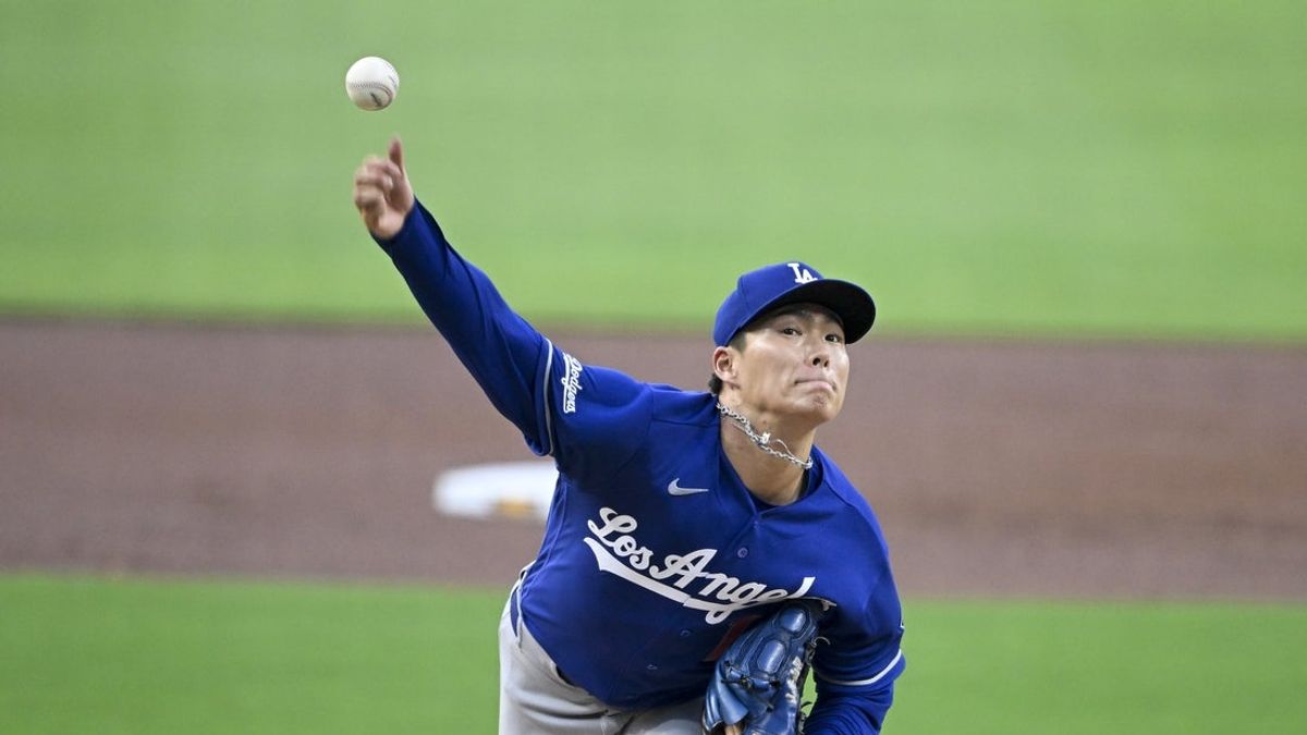 Deadspin | Yoshinobu Yamamoto e os Dodgers buscam a vitória na