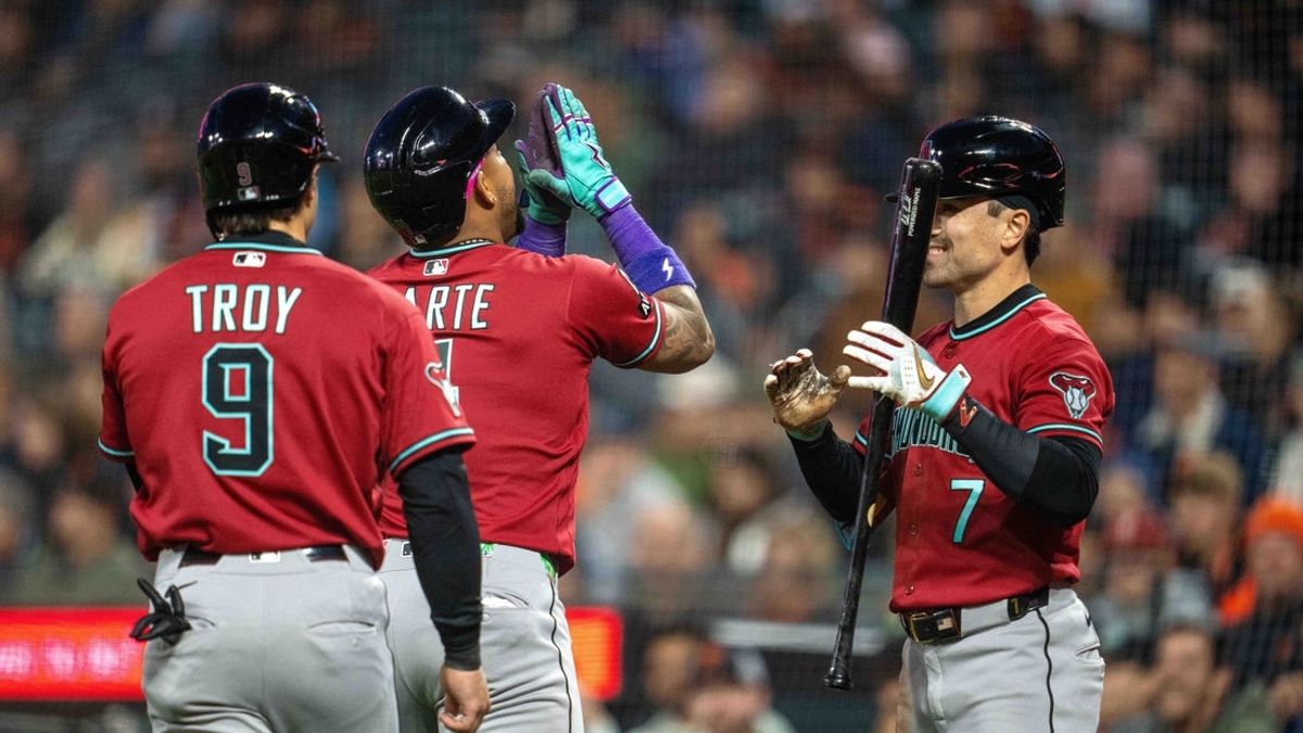  Ketel Marte, Diamondbacks maintain dominance over Giants 