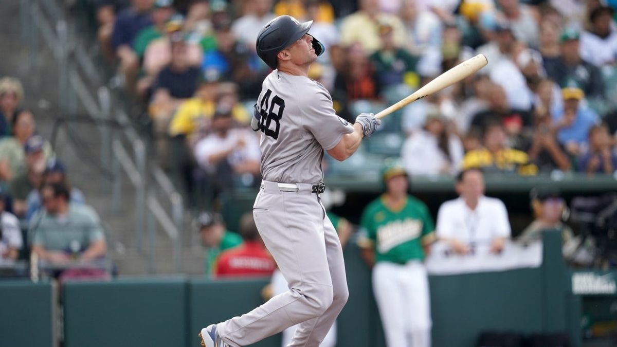  Yankees overpower Athletics for fifth consecutive win 