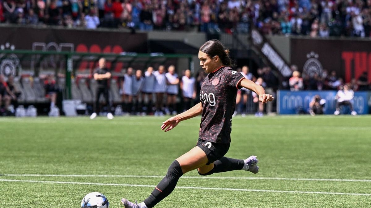 البرازيل تهزم USWNT في مباراة ودية، مما يفسد عودة صوفيا ويلسون البرازيل تهزم USWNT في مباراة ودية، مما يفسد عودة صوفيا ويلسون