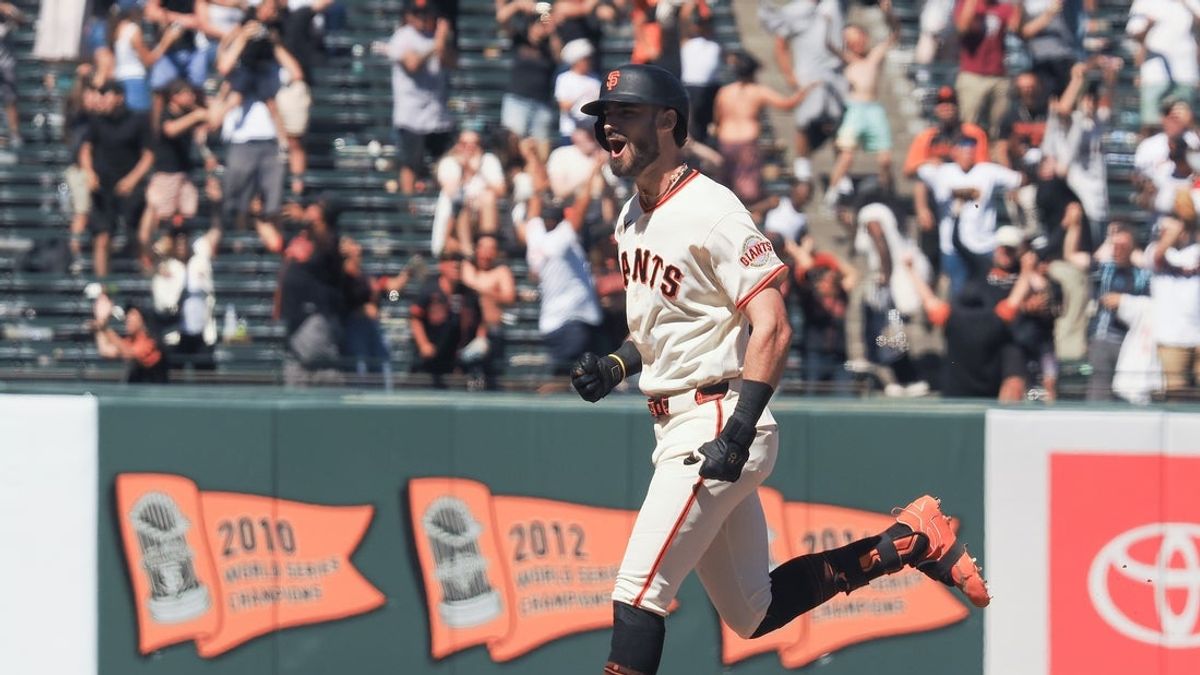 تقرير الدوري MLB: تتويج العمالقة من عجز 8 أشواط مع الضربات القاضية تقرير الدوري MLB: تتويج العمالقة من عجز 8 أشواط مع الضربات القاضية