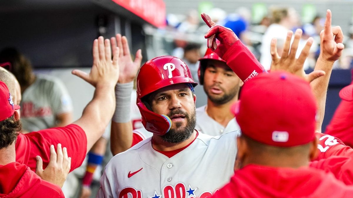  Phillies hit 3 homers off Max Scherzer, down Blue Jays 