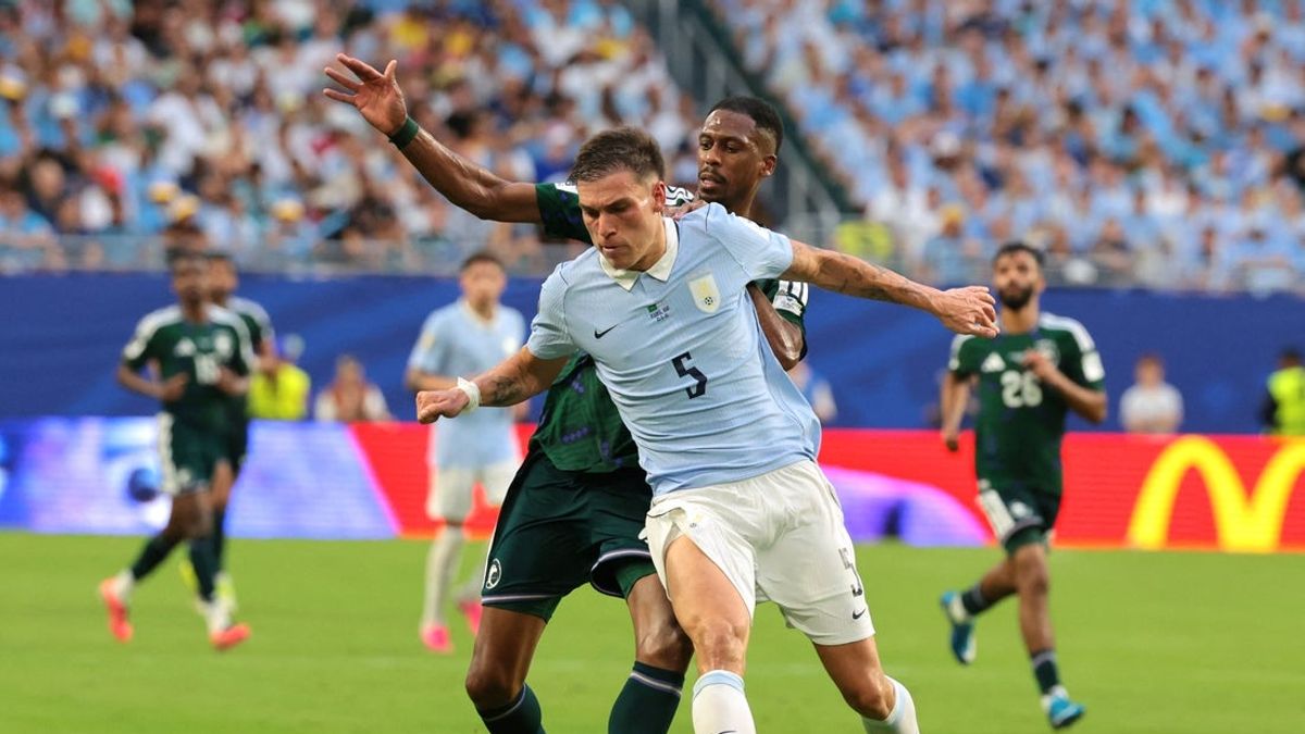 Report: Uruguay’s Manuel Ugarte (knee) to miss extended time