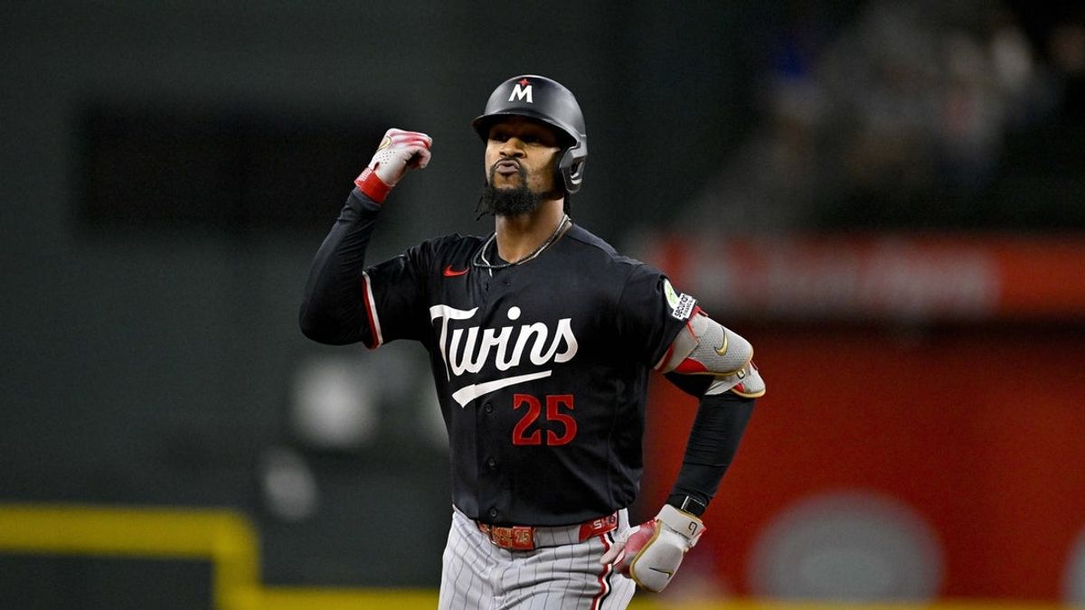 Twins Byron Buxton carries Energizer Bunny role into rematch vs. Rangers Twins Byron Buxton carries Energizer Bunny role into rematch vs. Rangers