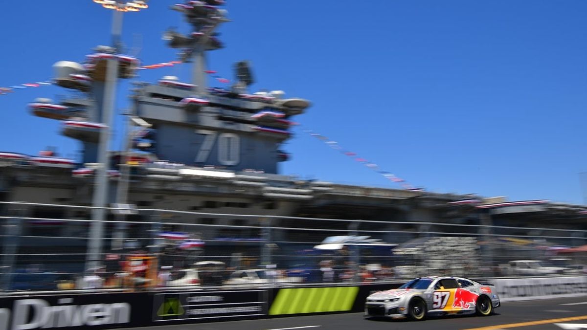 Deadspin | Road course marvel Shane van Gisbergen grabs pole at San Diego