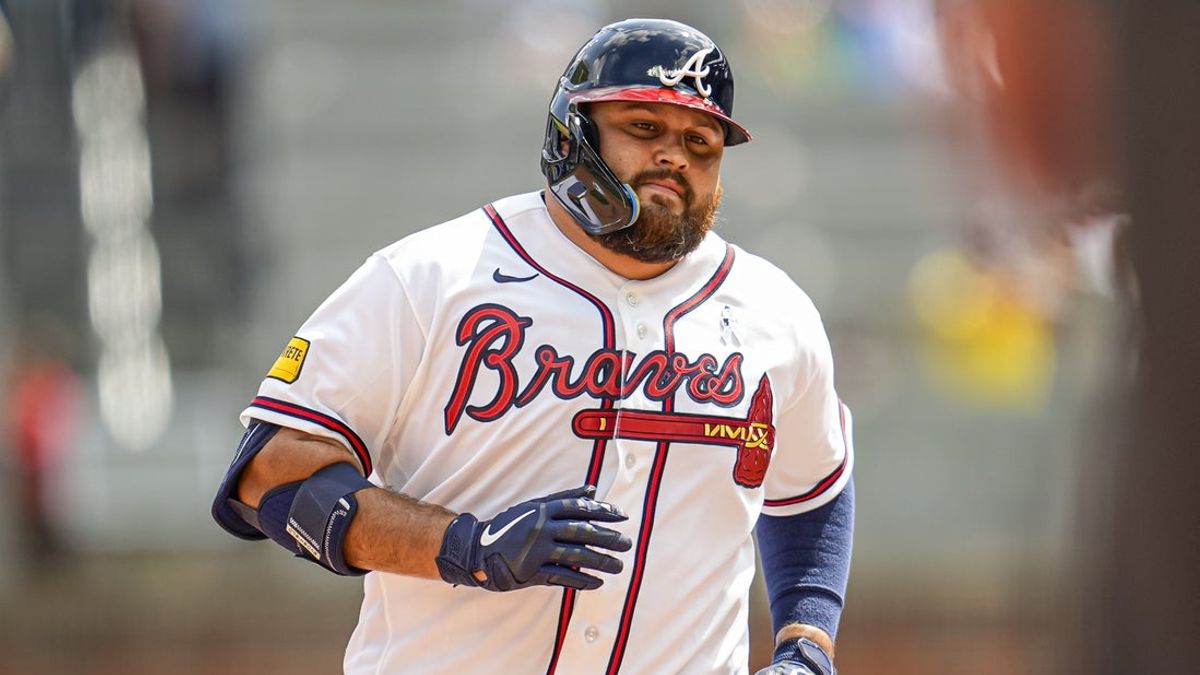 Ο Braves ορίζει τον 1B Rowdy Tellez για ανάθεση