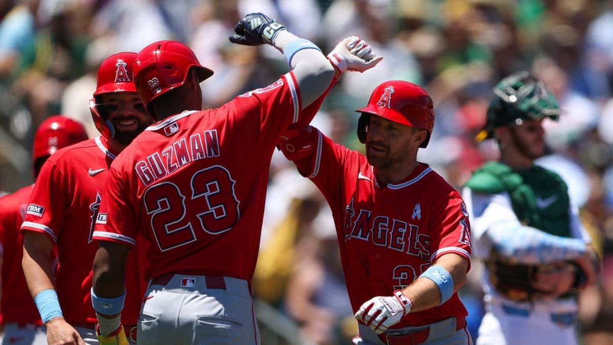 Deadspin | Zach Neto's 9th-inning homer lifts Angels past Athletics