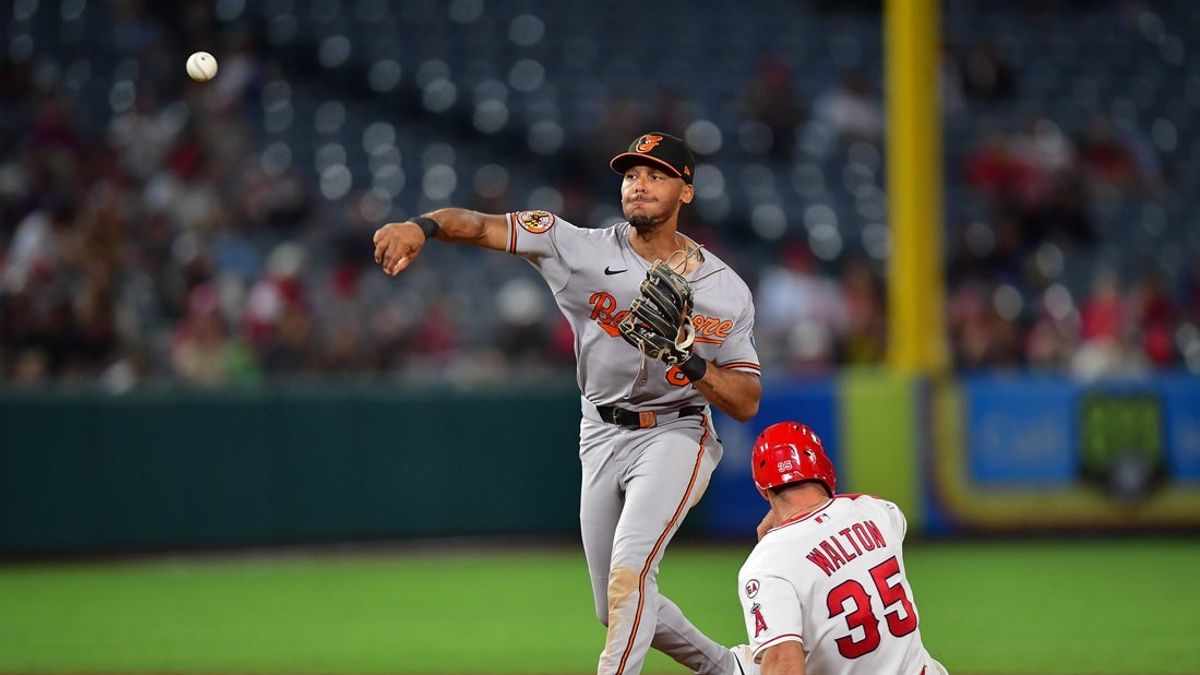Deadspin | Orioles embrace season’s second half, starting with finale vs. Angels Deadspin | Orioles embrace season’s second half, starting with finale vs. Angels