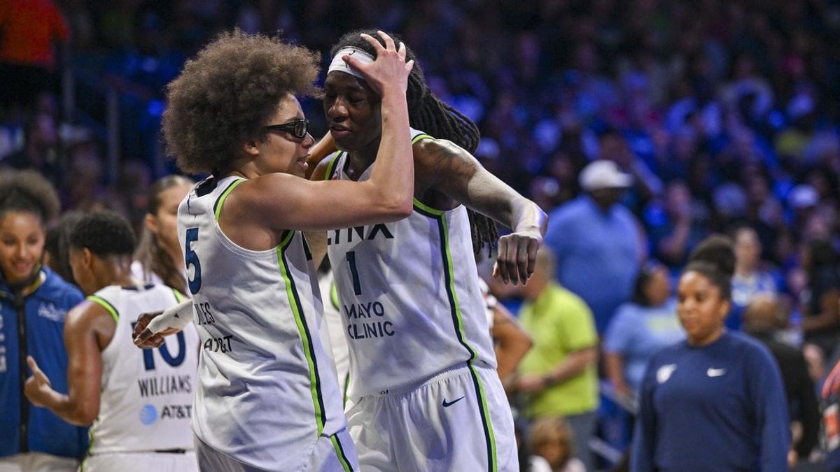 Η Olivia Miles και η Natasha Howard οδηγούν τον Lynx σε ένα σετ δύο παιχνιδιών με τον Sun