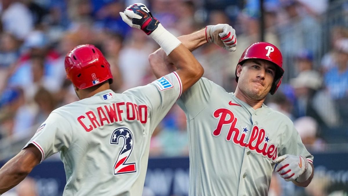 Οι Phillies χρησιμοποιούν home runs για να επιτύχουν την πρώτη νίκη επί της Royals