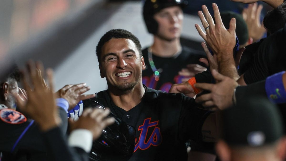Οι Mets, εναντίον Royals, δίνουν στους θαυμαστές μια γεύση από το τι θα μπορούσε να ήταν Οι Mets, εναντίον Royals, δίνουν στους θαυμαστές μια γεύση από το τι θα μπορούσε να ήταν