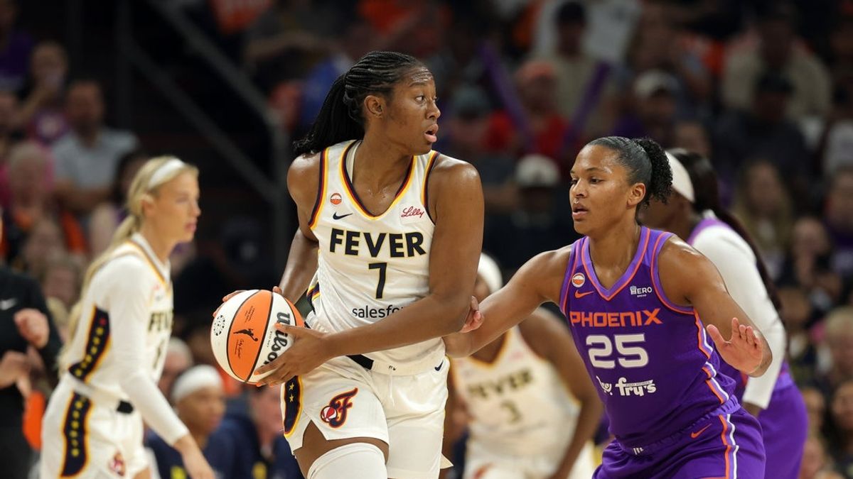 Η Kelsey Mitchell σηκώνει τον πυρετό πάνω από τον Ερμή σε ένα άγριο τελείωμα