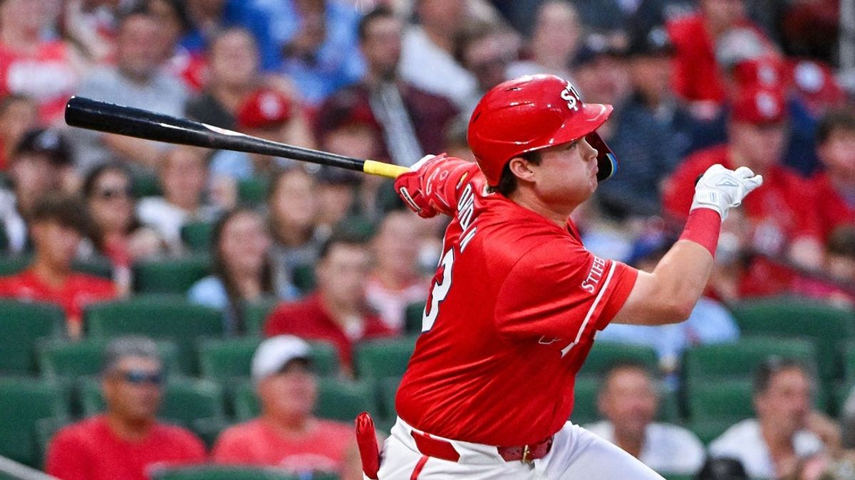 Ο Όμηρος του Jimmy Crooks σηκώνει τους Cardinals στη νίκη επί των Braves που καθυστερεί λόγω της βροχής
