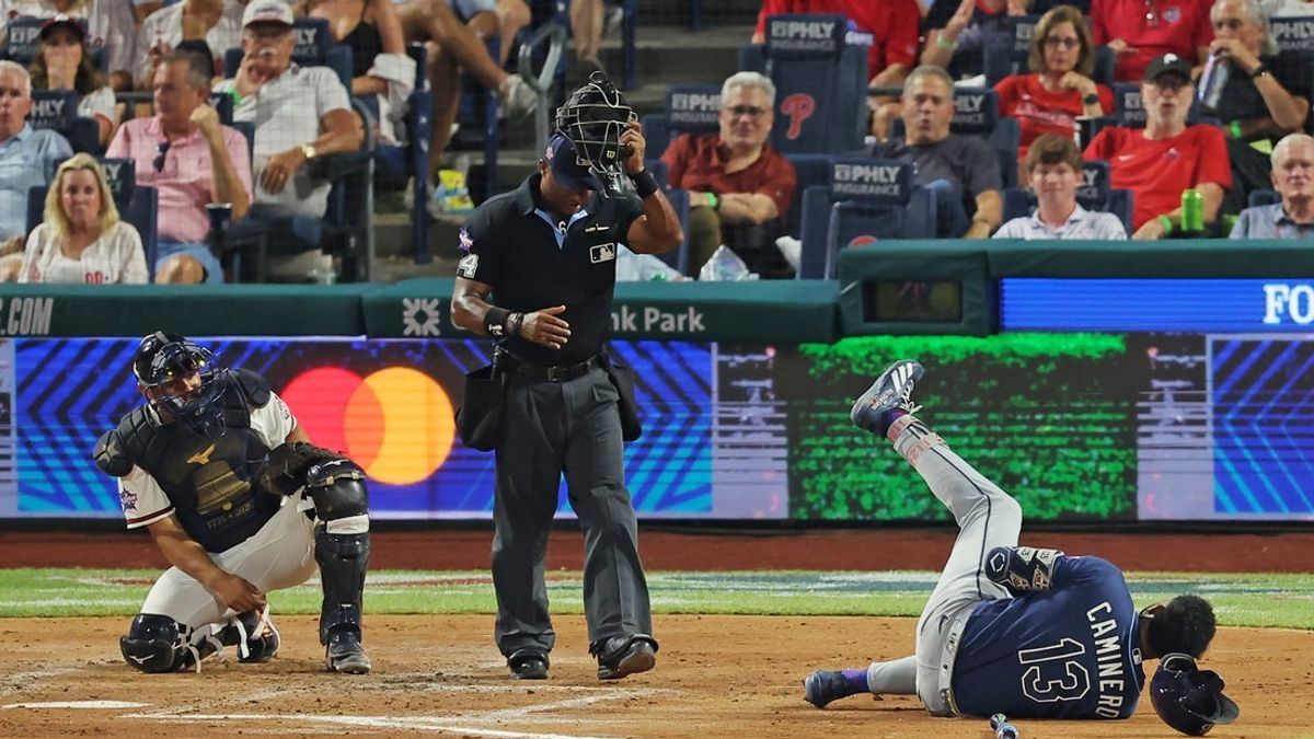 Ο Junior Caminero (χέρι) των Rays παρατάχθηκε εναντίον της Red Sox