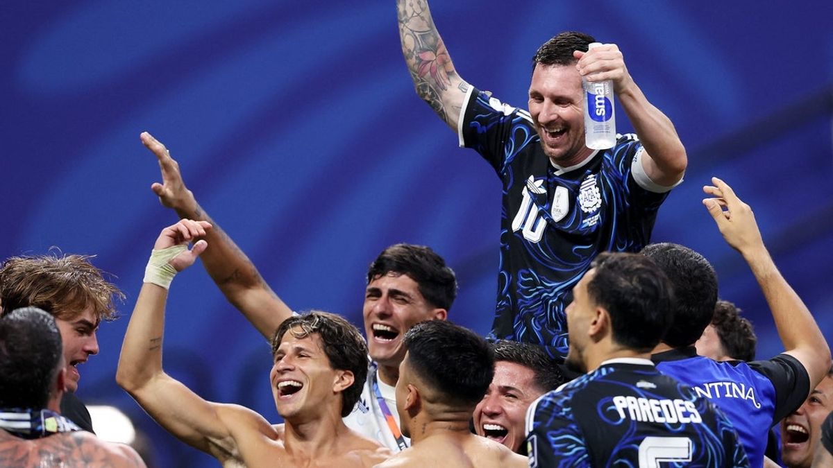 Deadspin | Lionel Messi retires from Argentina national team
