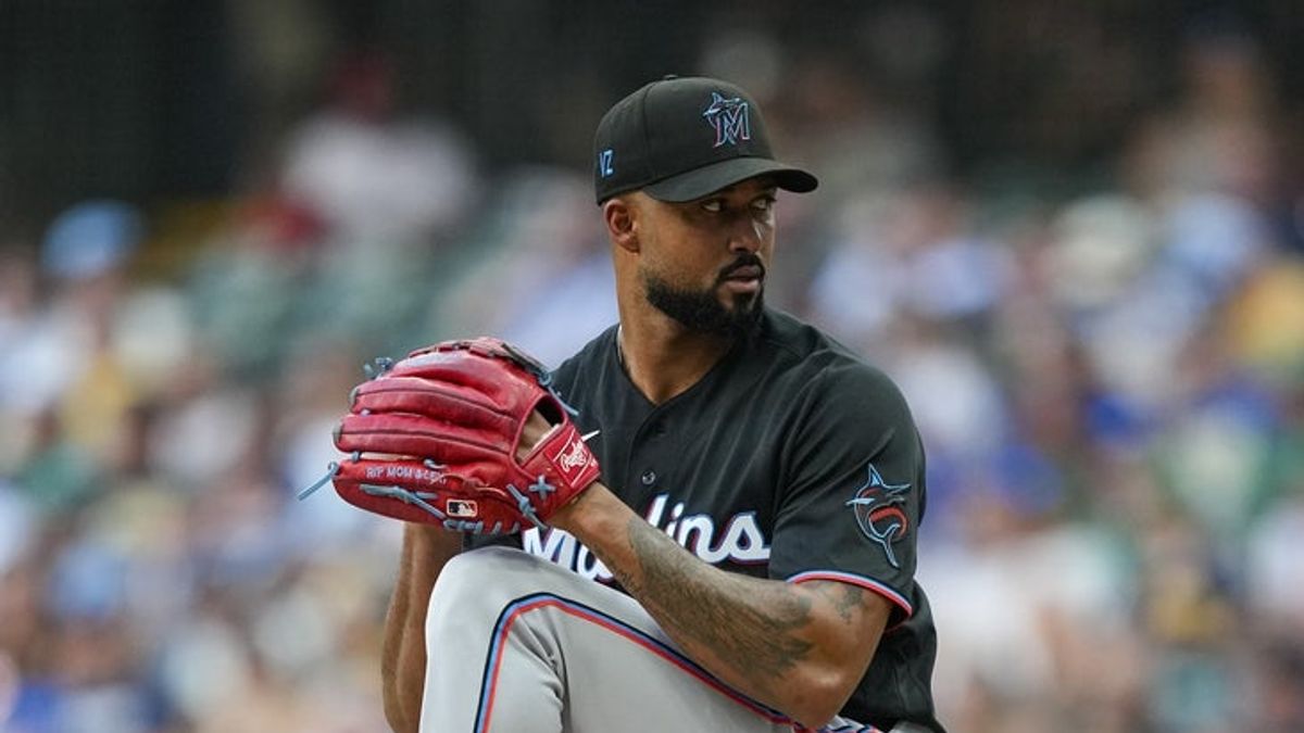 Το single του Garrett Mitchell στο 10ο σηκώνει τους Brewers και τον Marlins