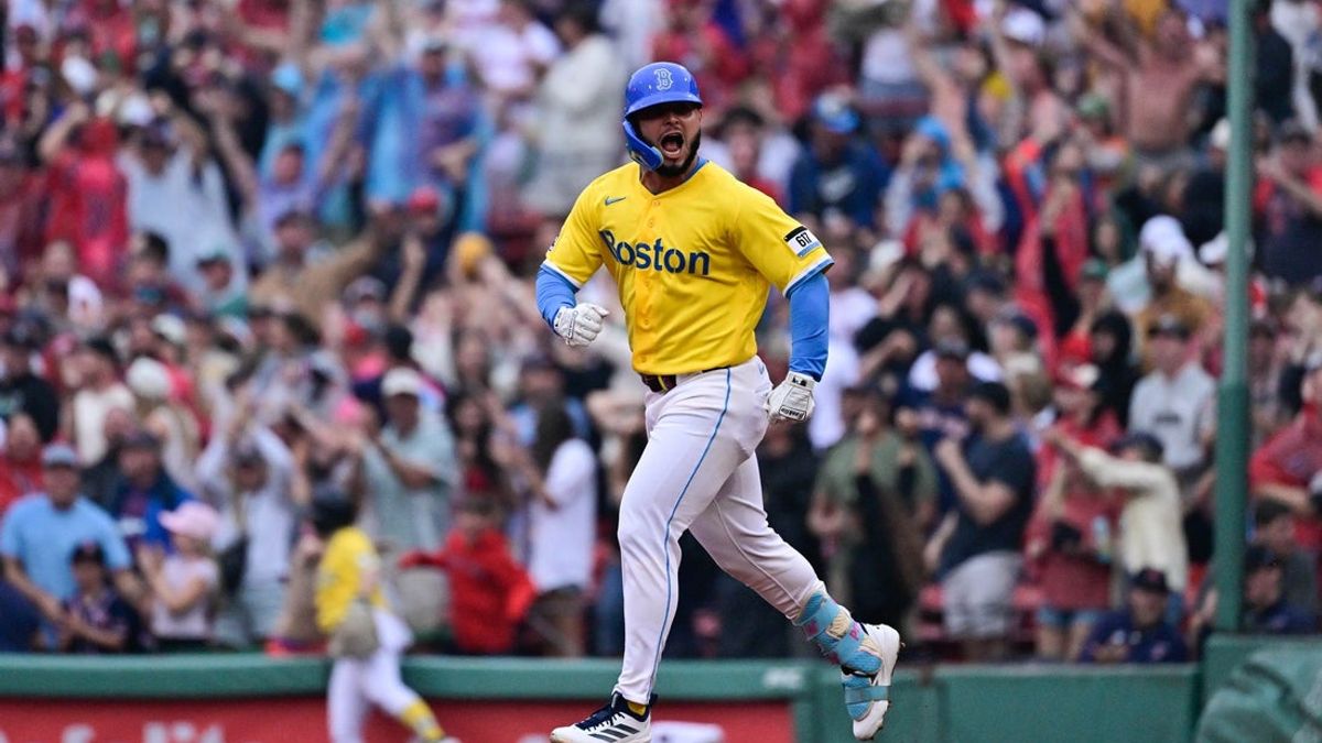 Η Red Sox ράλι στην 7η θέση και επεκτείνει το σερί νικών σε 12 αγώνες