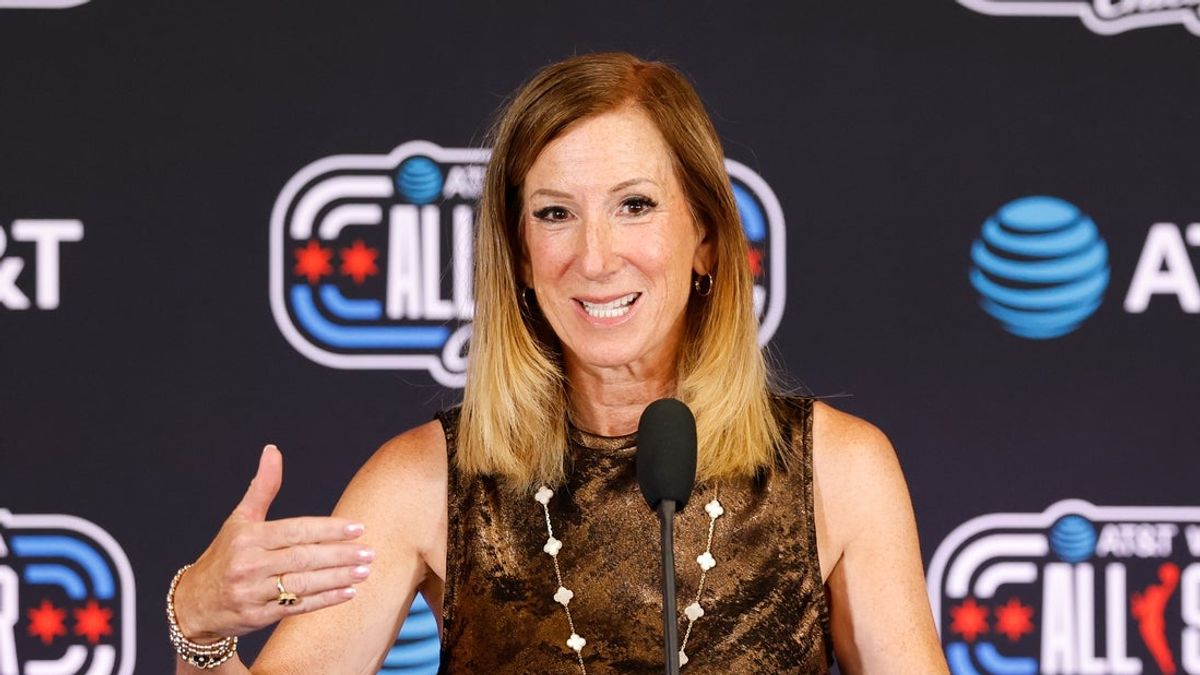 WNBA commissioner Cathy Engelbert to retire at end of year WNBA commissioner Cathy Engelbert to retire at end of year