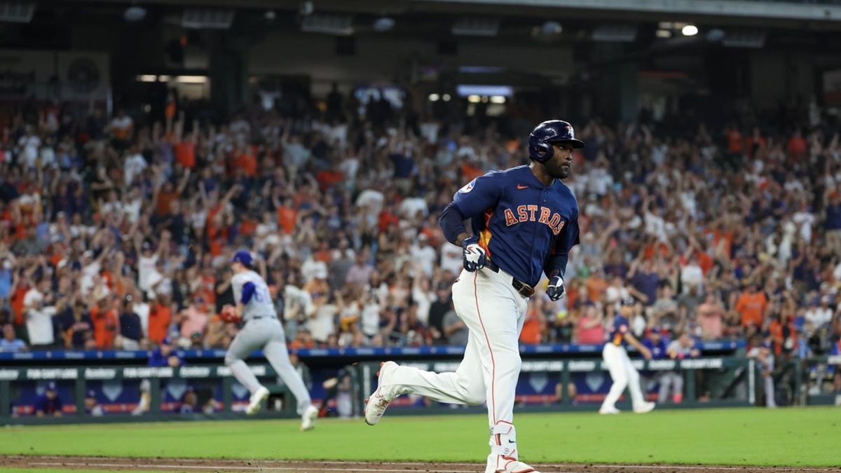
            Yordan Alvarez's 4-hit game powers surging Astros past Rangers
        