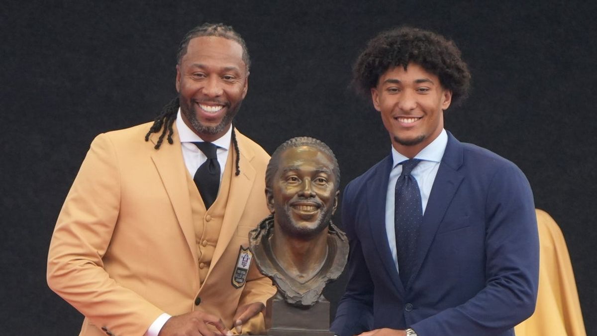 Cardinals adding WR Larry Fitzgerald to Ring of Honor Cardinals adding WR Larry Fitzgerald to Ring of Honor