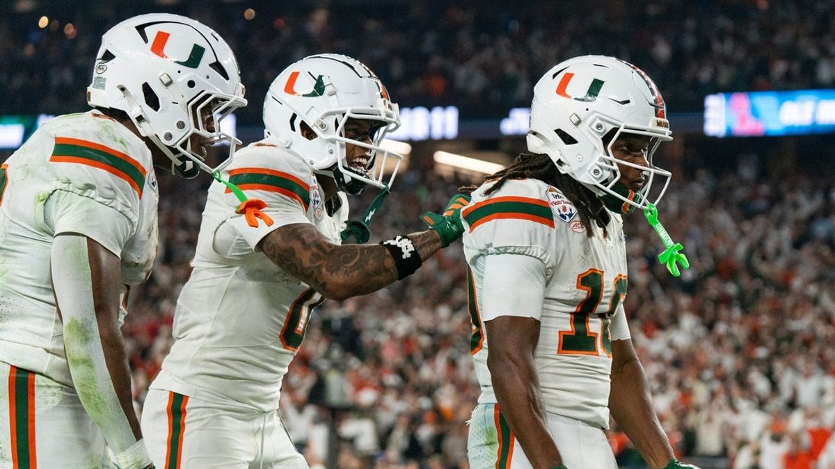  No. 7 Miami not taking any chances with pesky Stanford 