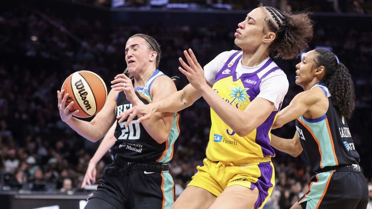  Sabrina Ionescu rescues Liberty against Sparks 