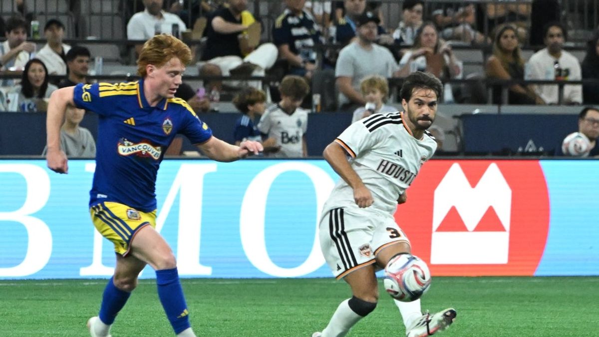  Dynamo blank Whitecaps, tie MLS mark with fifth straight shutout win 