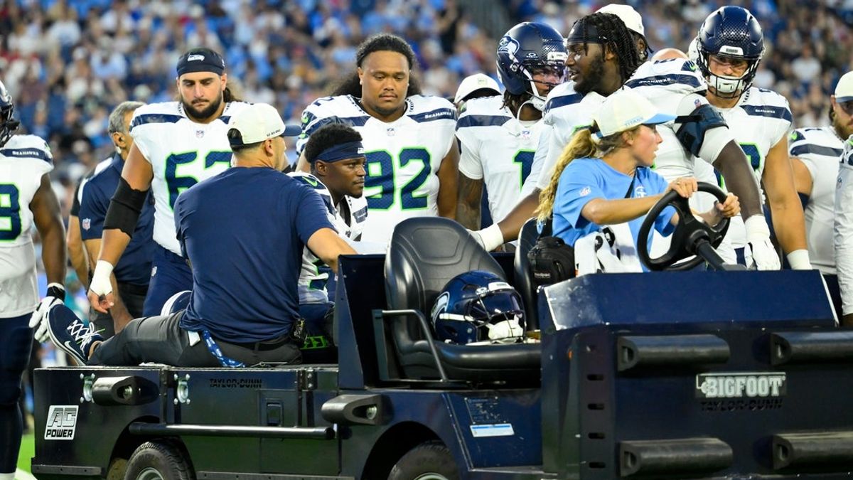  Seahawks lose rookie S Bud Clark to broken ankle 