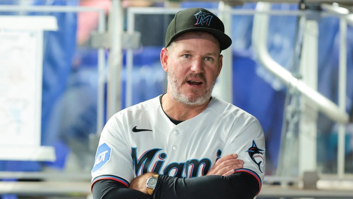 Marlins look to make up ground at home, face Cubs in opener Marlins look to make up ground at home, face Cubs in opener