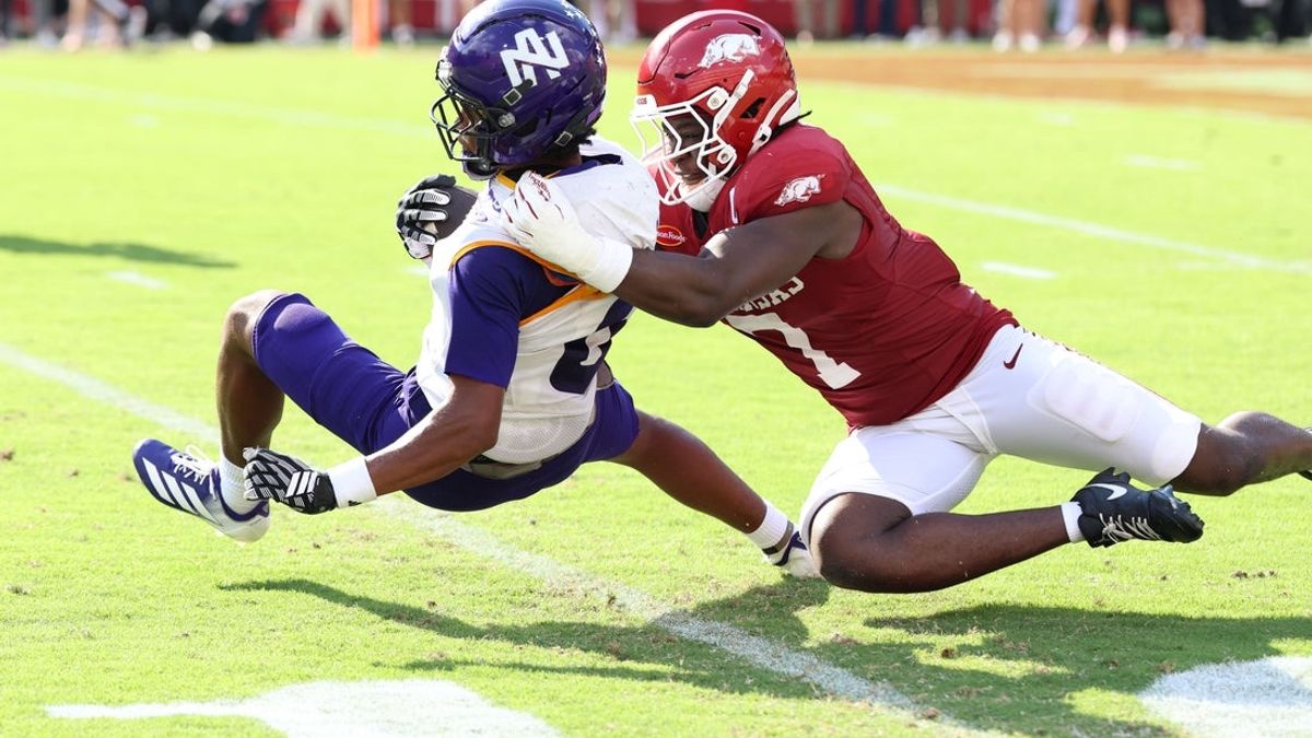  Ryan Silverfield&rsquo;s Arkansas debut results in win over North Alabama 