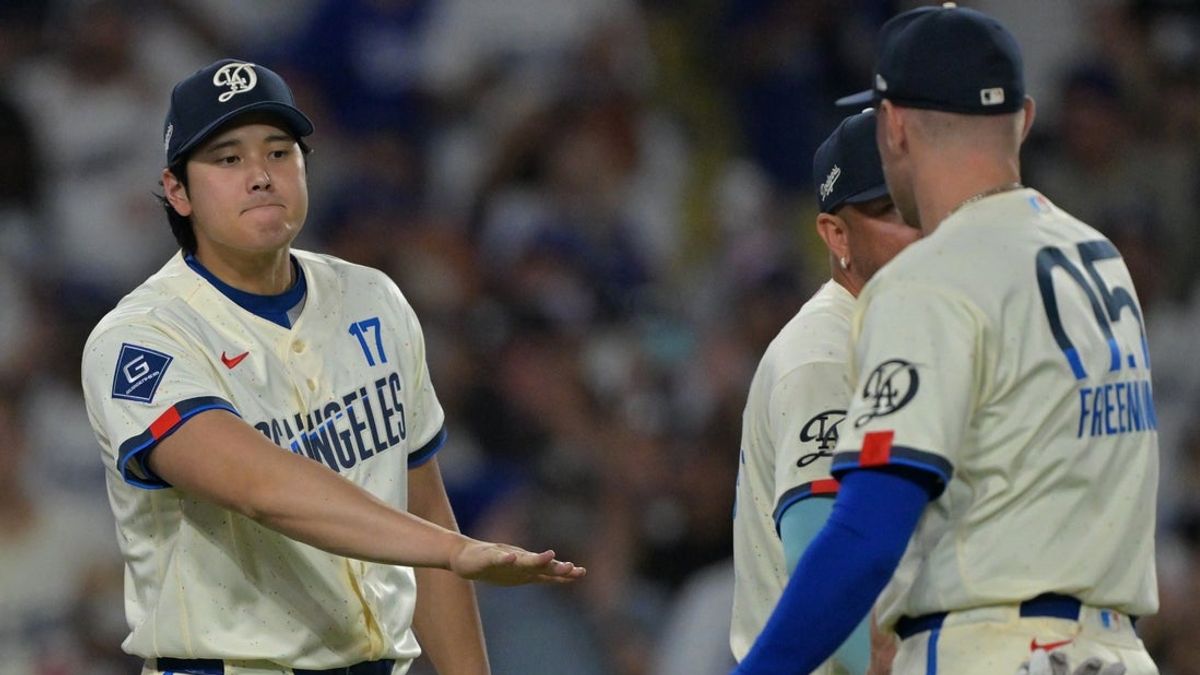 Deadspin | Dodgers' Shohei Ohtani not in lineup for 4th straight game, may return Monday