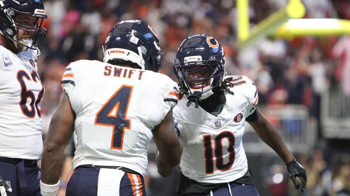  Week 7 TNF: Patriots-Bears Preview, Prop Picks, Prediction 