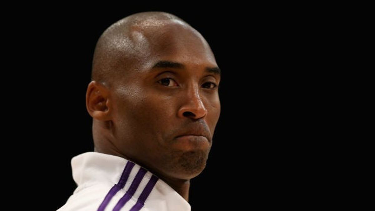 Kobe Reddy Deadspin | The Crazy Kobe Trade Ideas Season Is Now Open