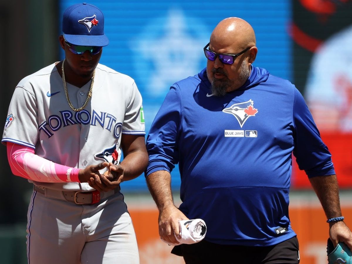 Deadspin | X-rays negative after Blue Jays' Jesus Sanchez hit by ball from fan