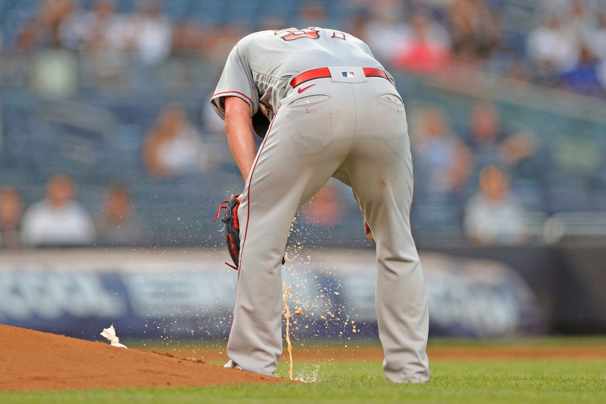 The weather and the baseball are both gross in The Bronx