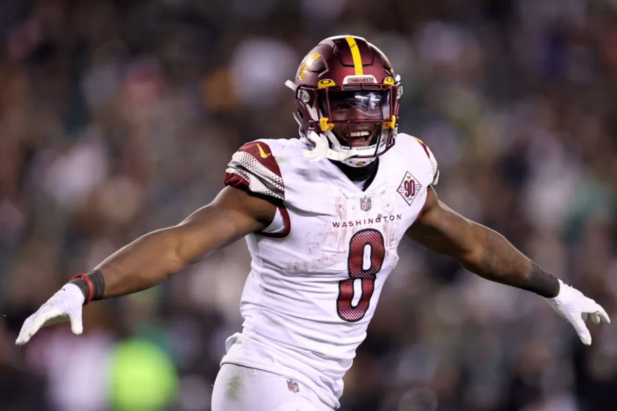 Brian Robinson Jr. es una de las principales armas ofensivas de Washington, pero aún les vendría bien recibir ayuda. Fuente de la foto: Getty Images